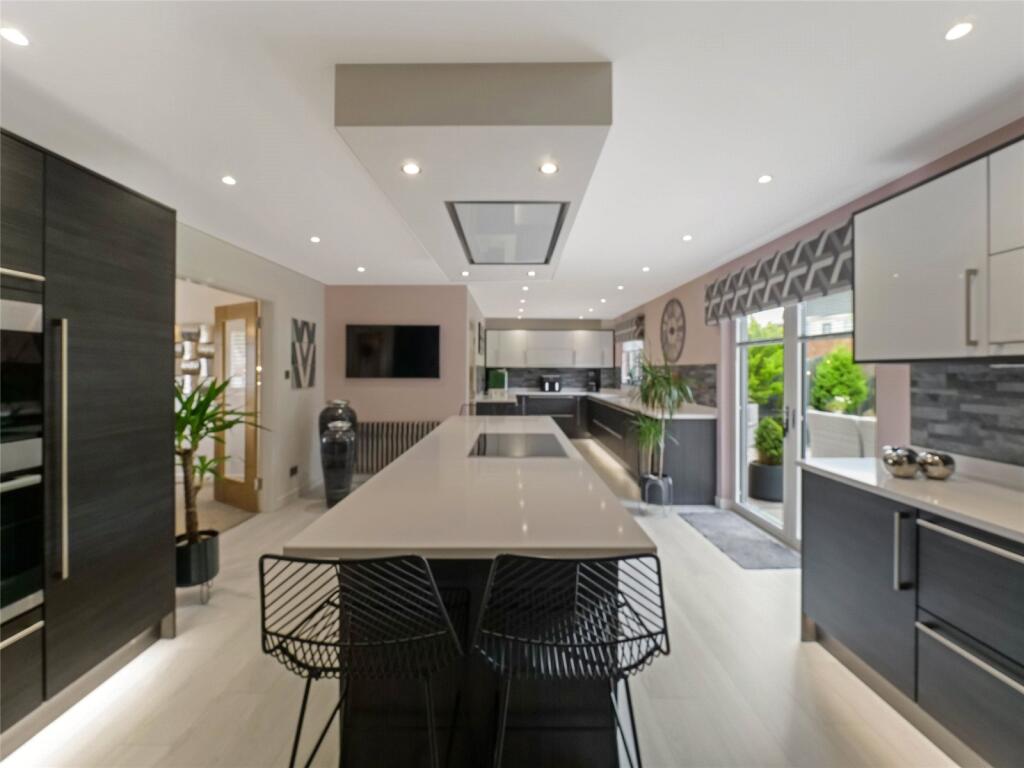 House in Kilmarnock, North Ayrshire - View 3