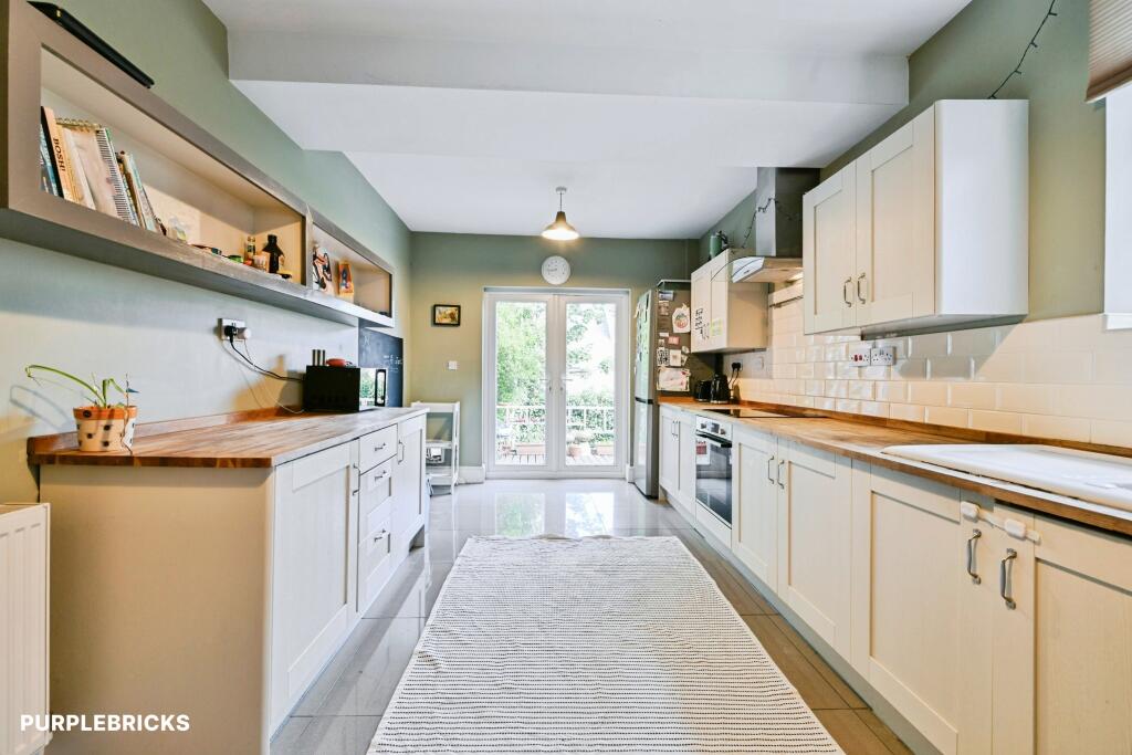 House in Nottingham - View 4