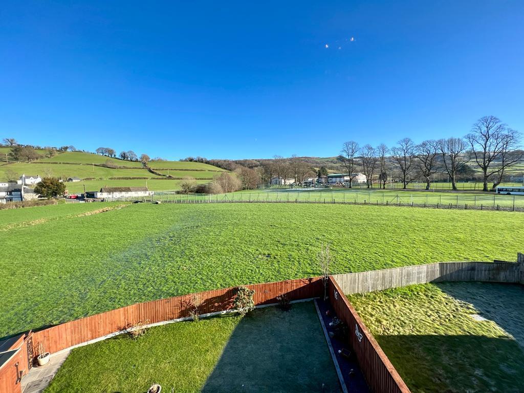 Maes Tawel, Llanrwst photo 3
