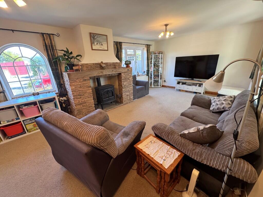 Yallands Hill, Taunton, Somerset, TA2 photo 3