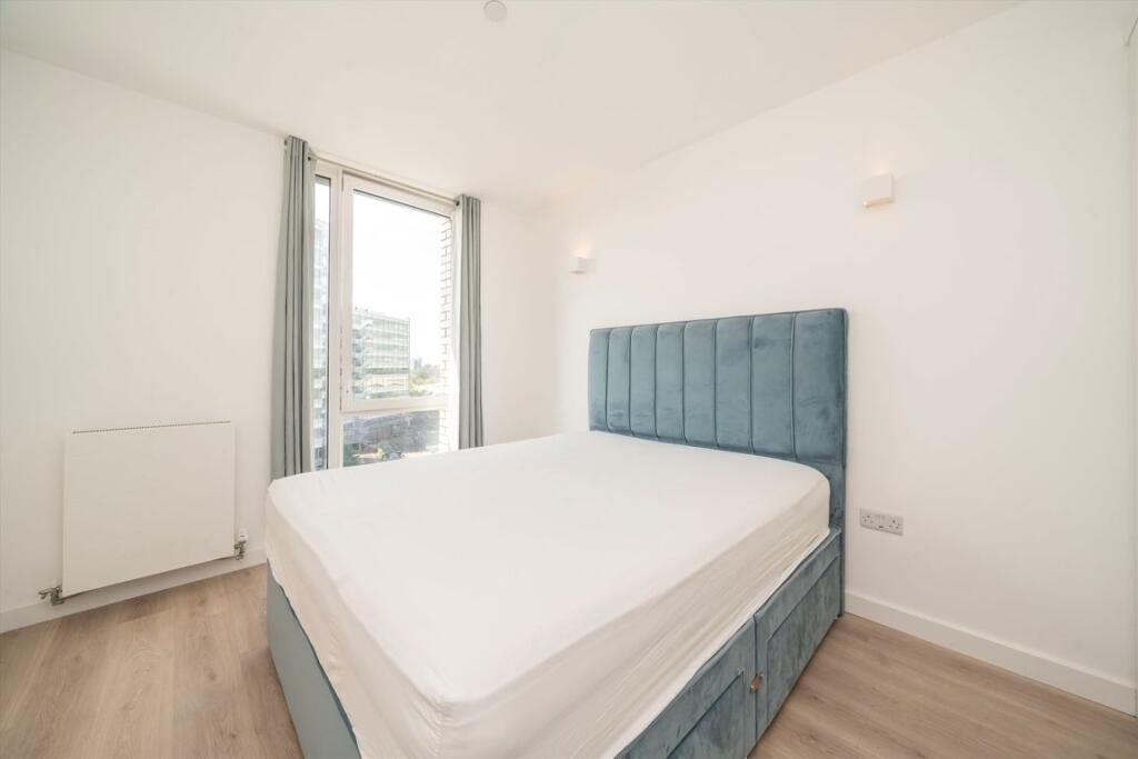 Apartment in London - View 5