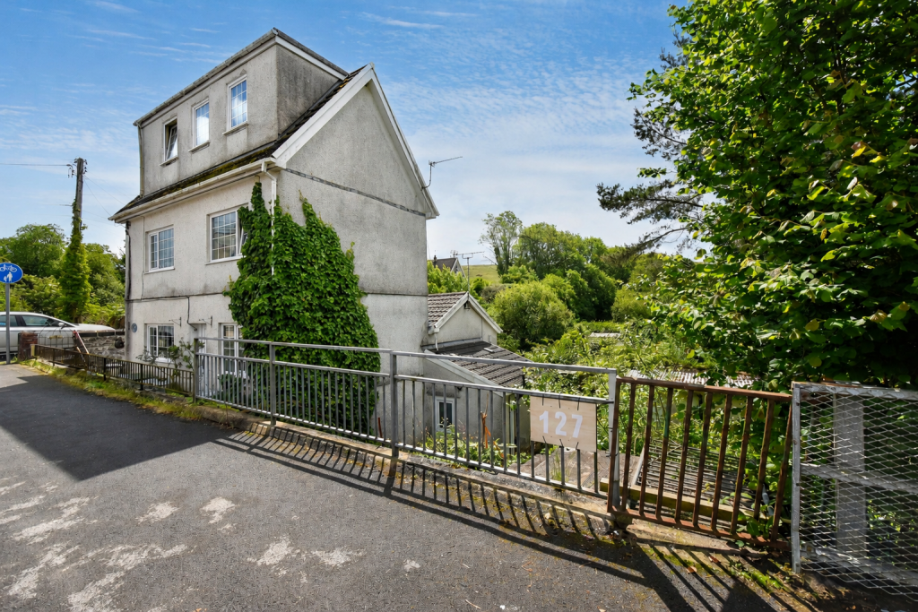 Main image of property: 127 Cwmgarw Road, Upper Brynamman, Ammanford, SA18 1DB, Ammanford, SA18 1DB