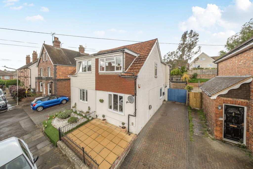 Main image of property: Wolseley Road, Tunbridge Wells, TN4