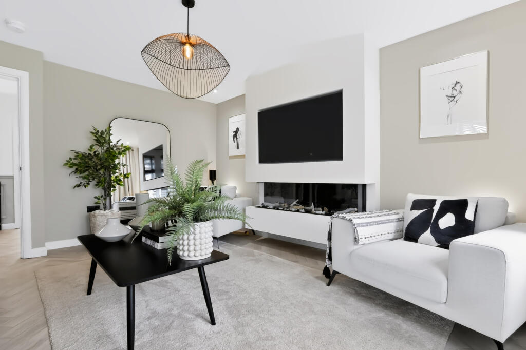 House in Motherwell - More