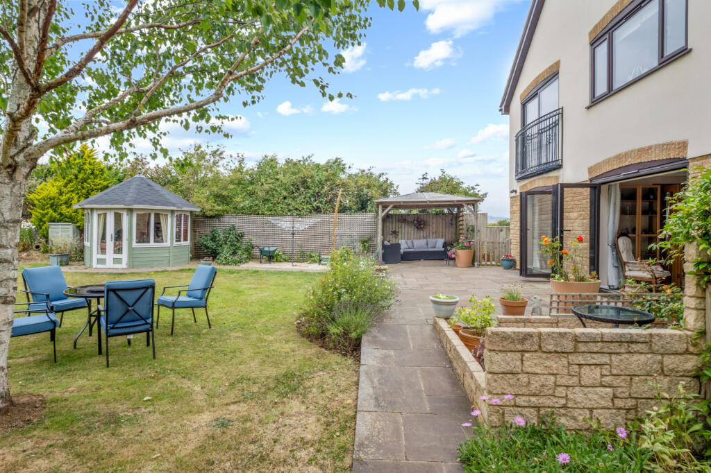 House in Bridport, Dorset - View 4