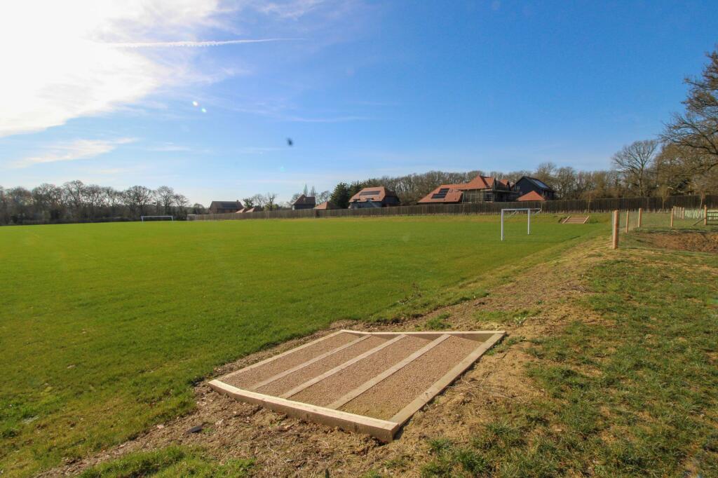 Birdcage Lane, Goddards Green, BN6 photo 4