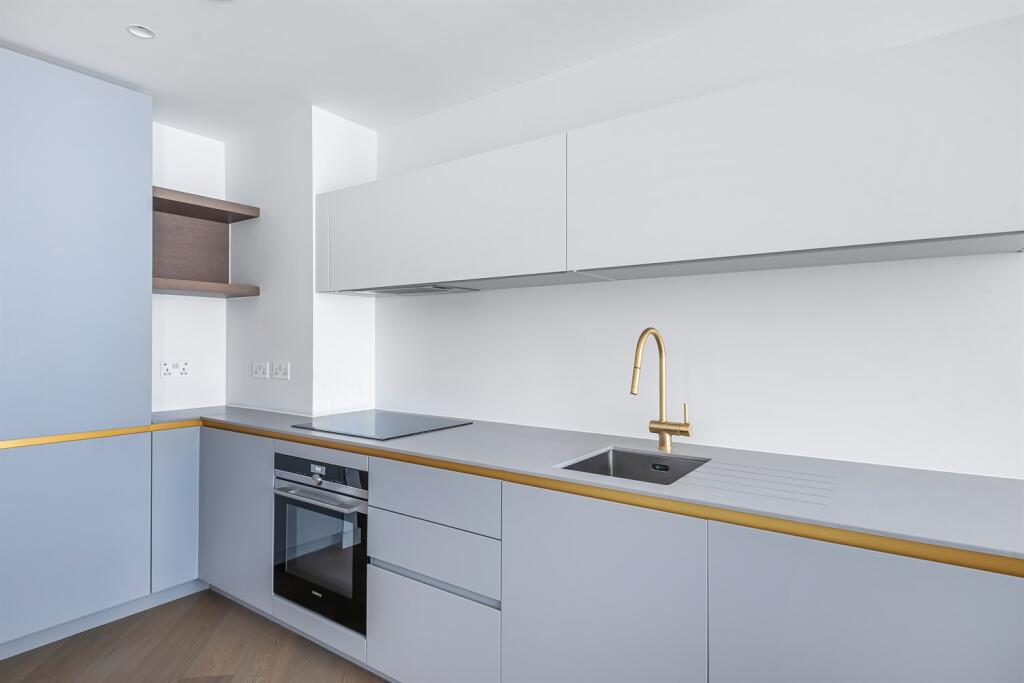 Apartment in London - View 4