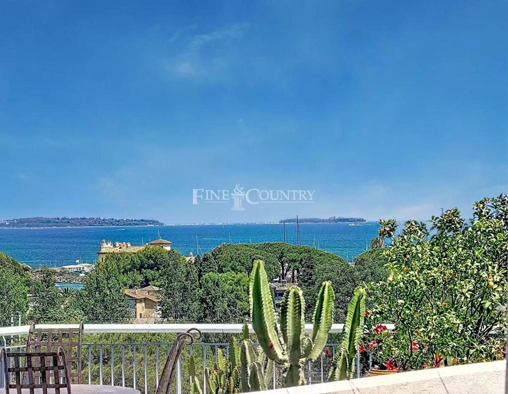 Main image of property: Provence-Alps-Cote d`Azur, Alpes-Maritimes, Mandelieu-la-Napoule