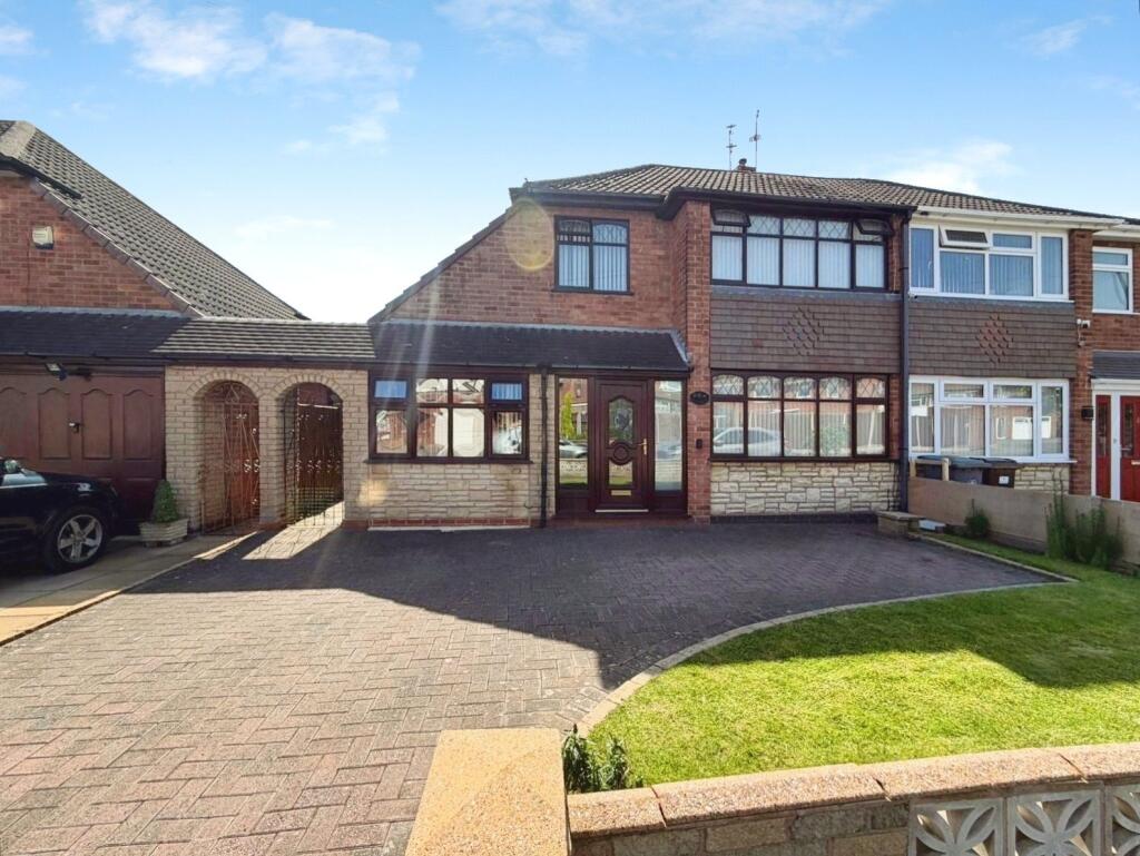 Main image of property: Overseal Road, Wolverhampton, West Midlands, WV11