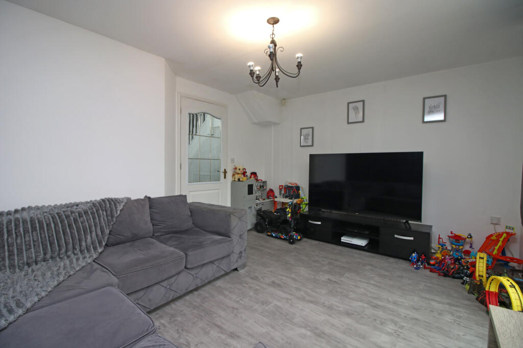 House in Bispham, Greenlands - View 4