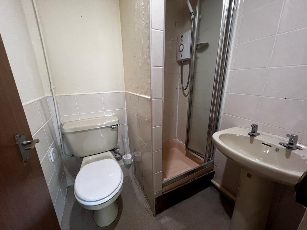 Apartment in Tonbridge - View 5