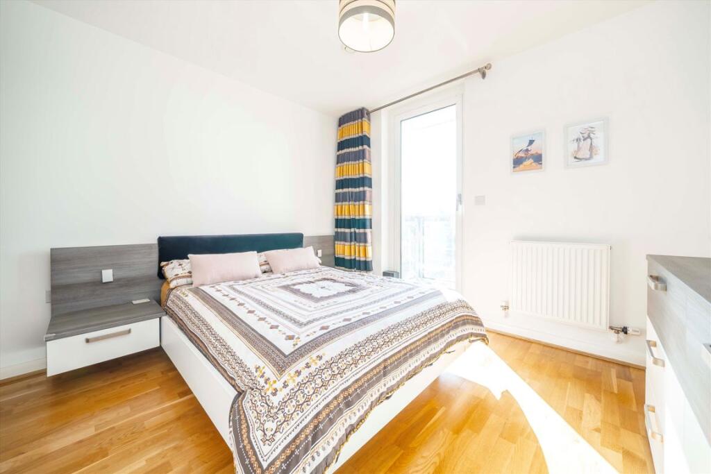 Apartment in London - View 5