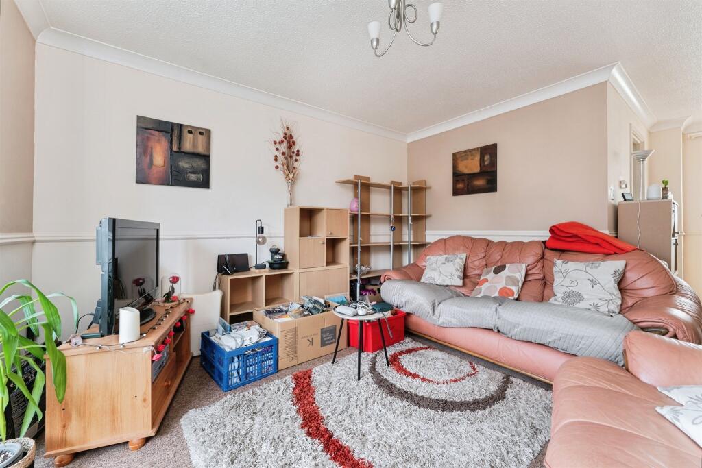 House in Peterborough - View 3