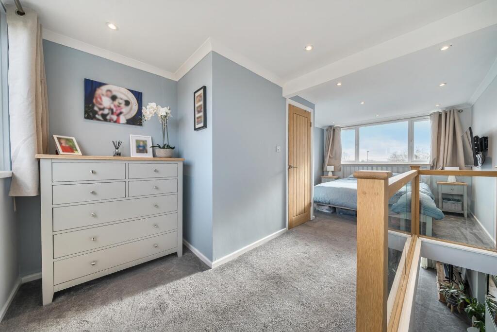House in Havant, Hampshire - View 4