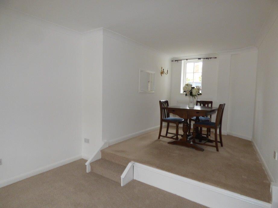 House in North Kesteven, Navenby - View 3