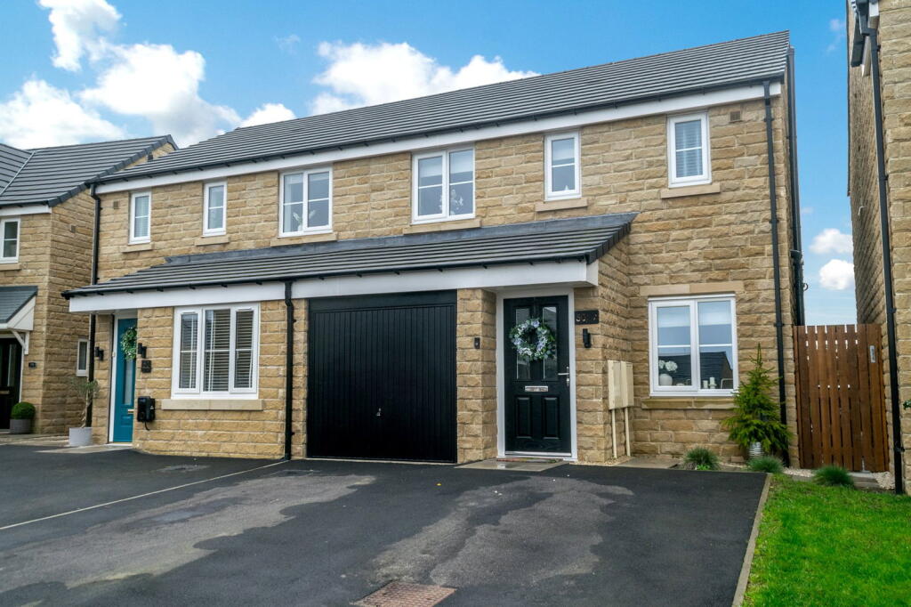 Main image of property: Shuttle Close, Skelmanthorpe, HD8