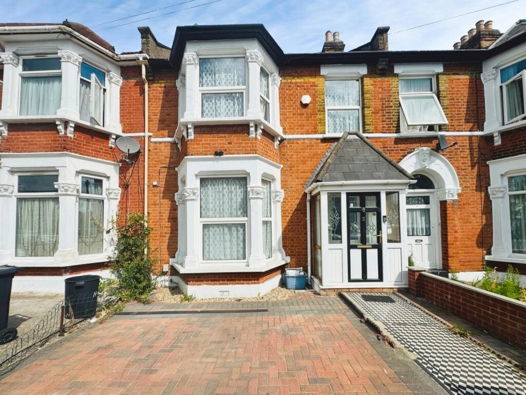 Main image of property: ILFORD, IG3