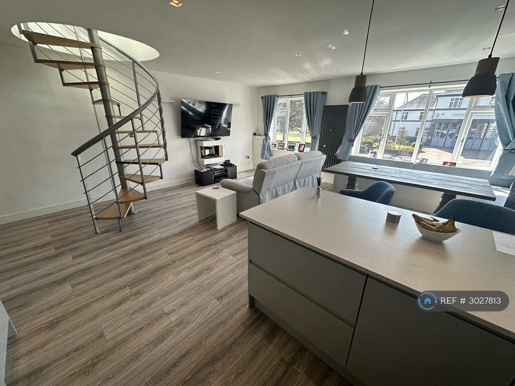 Apartment in Chester - View 2