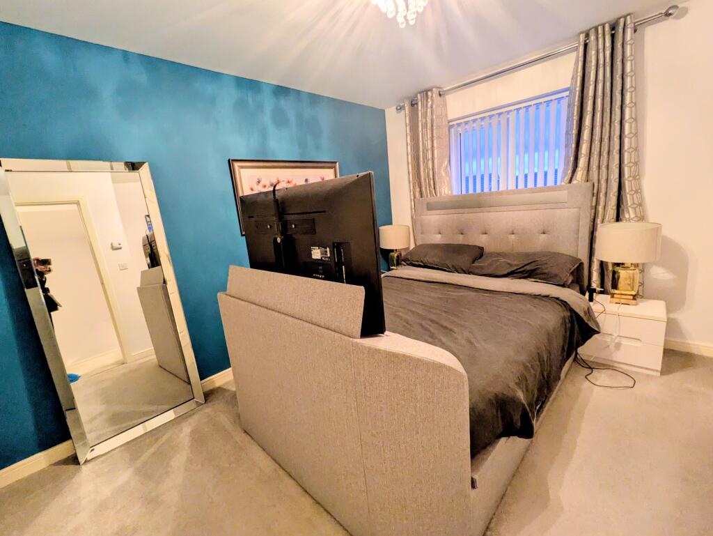 Additional image 13 of Harrowins Farm Drive, Bradford, BD13