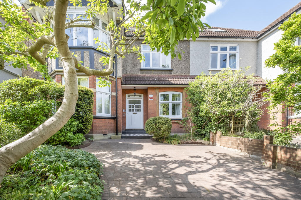 Main image of property: Queens Road, Richmond, TW10