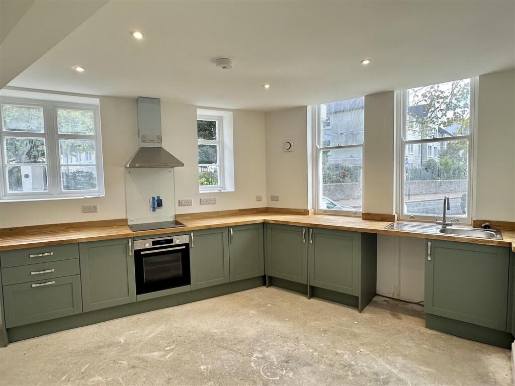 Apartment in North Devon, Barnstaple - View 3