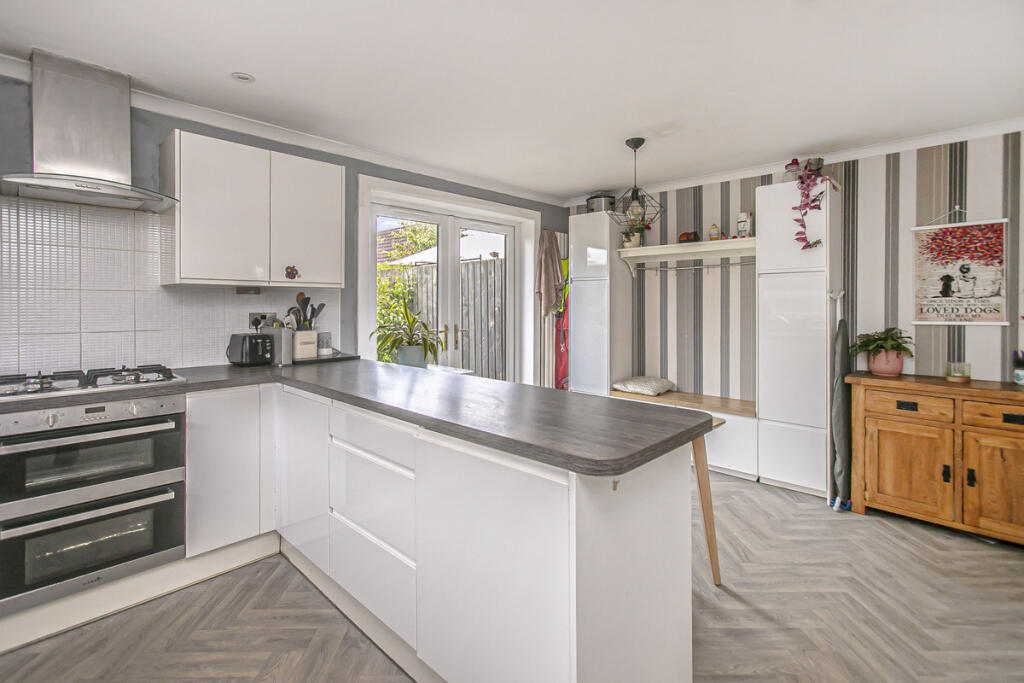 House in Cairneyhill, Fife - More