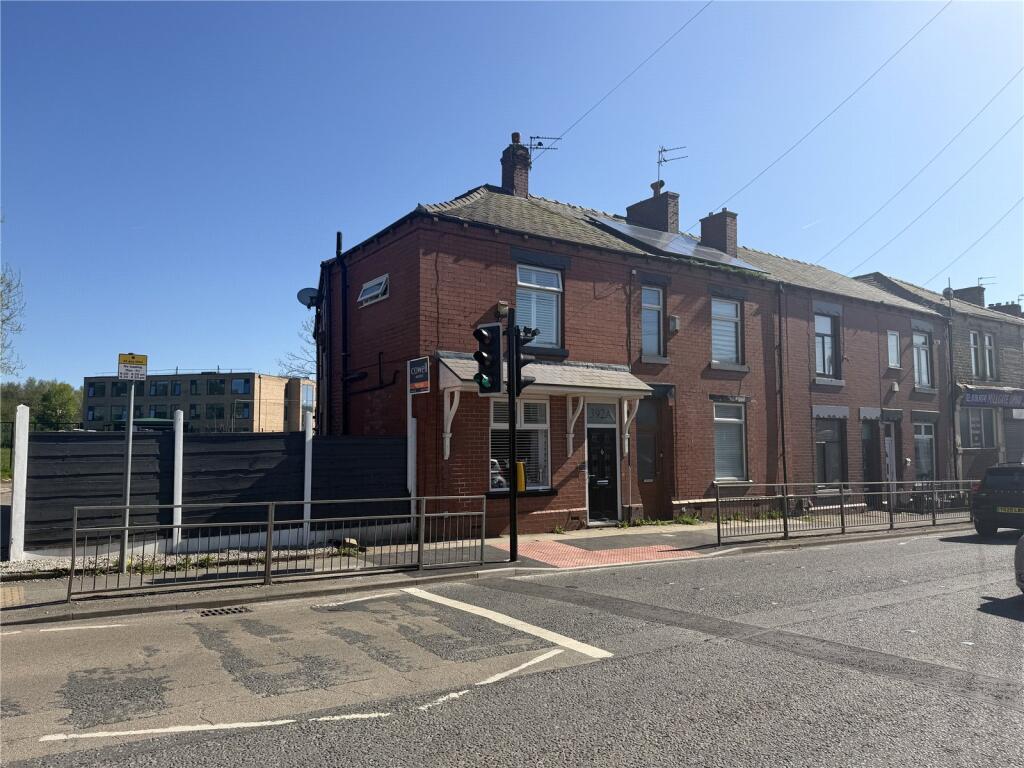 Main image of property: Shaw Road, Royton, Oldham, Greater Manchester, OL2
