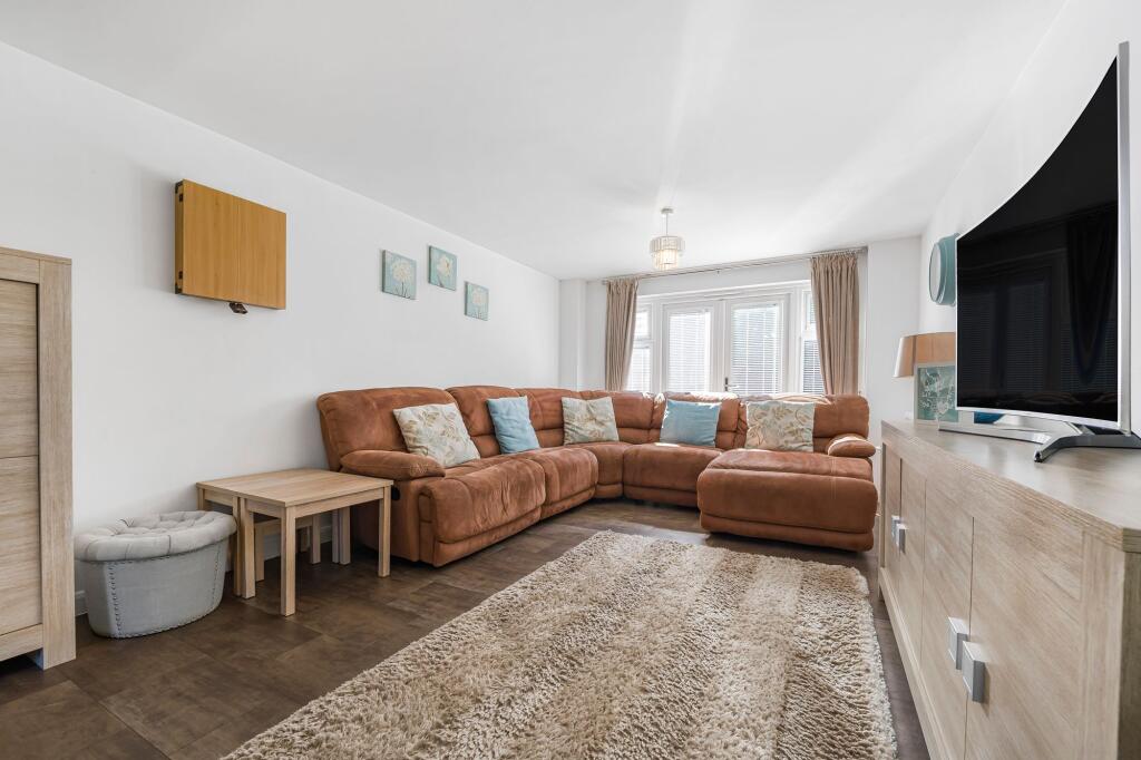 Main image of property: Ty'n-Y-Gollen Court, Old St. Mellons, CF3