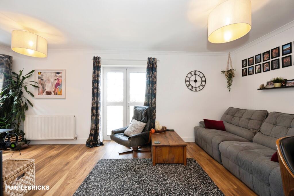 Apartment in Guildford - More