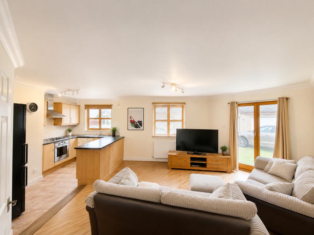 Apartment in Forres, Moray - View 5