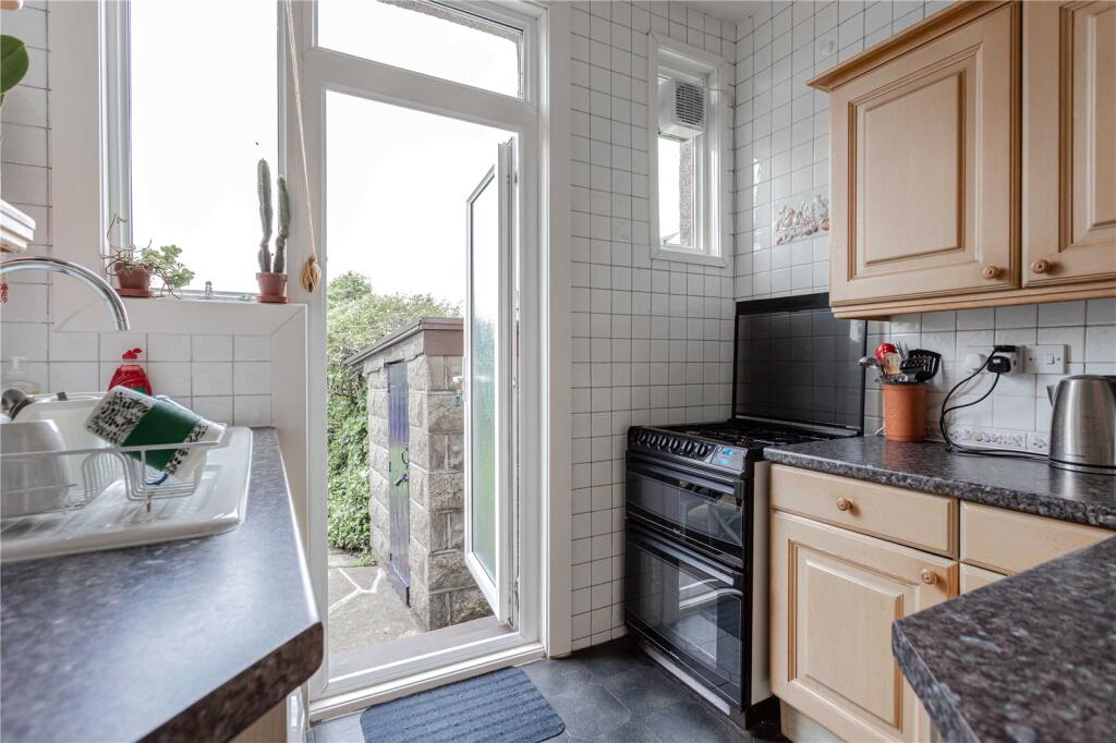 House in London - View 4