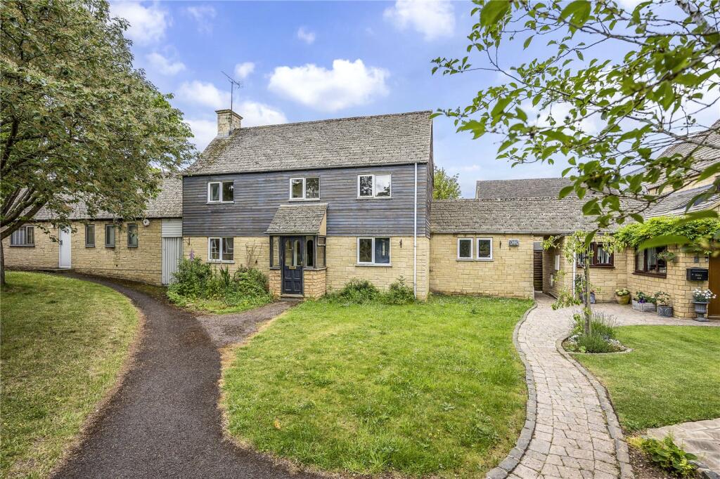 Main image of property: Leamington Road, Broadway, Worcestershire, WR12