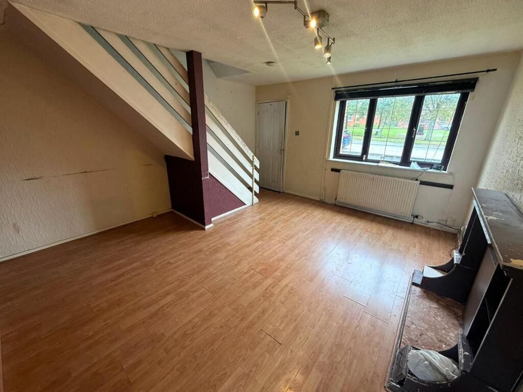 House in Oldham - View 2