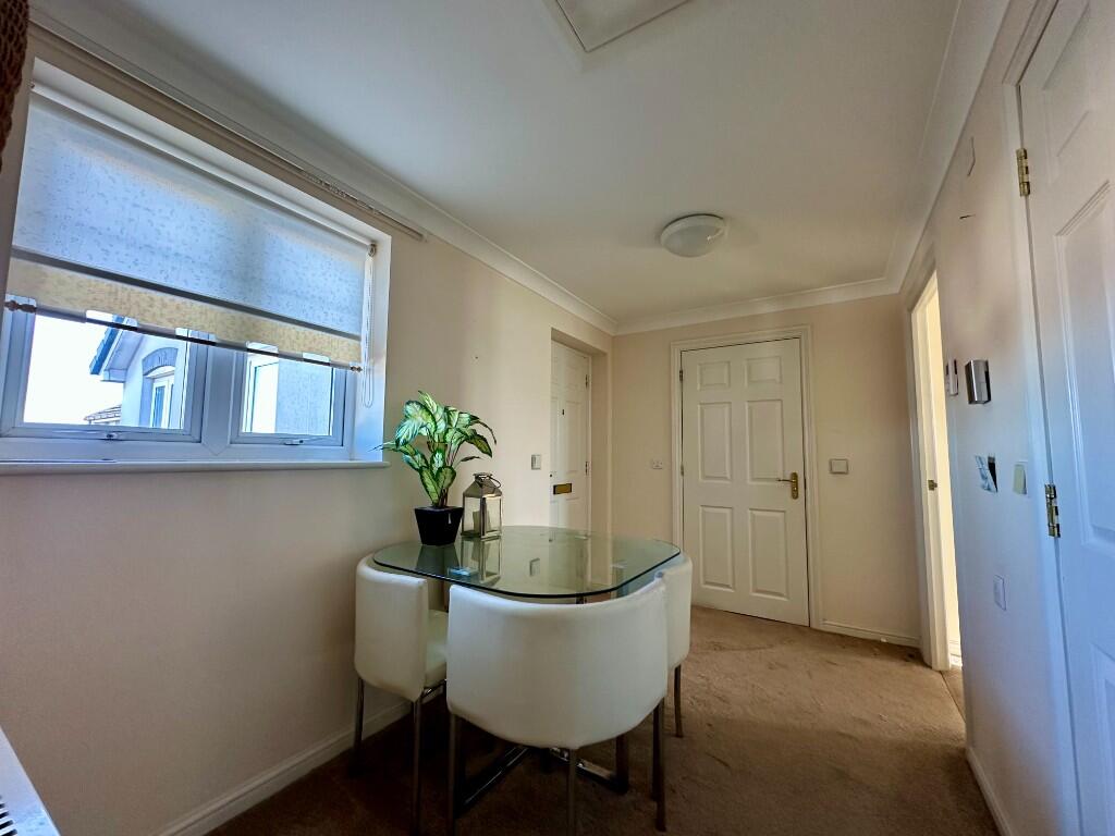 Cleves Court, Hadleigh, Essex, SS7 photo 2