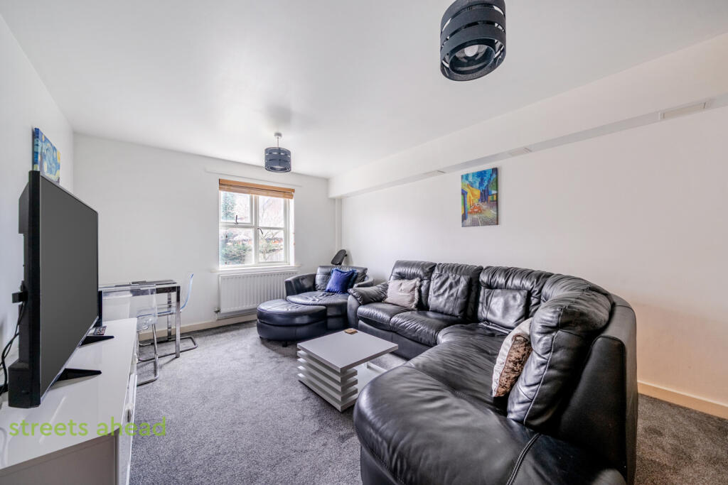 Main image of property: Beaumaris Gardens, London, SE19