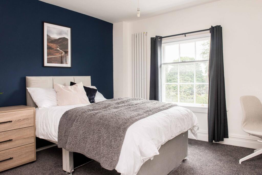 House in Nottingham - View 3