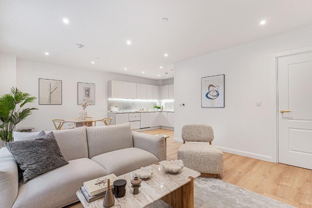 Main image of property: Solomons Passage,
Peckham,
London,
SE153UH