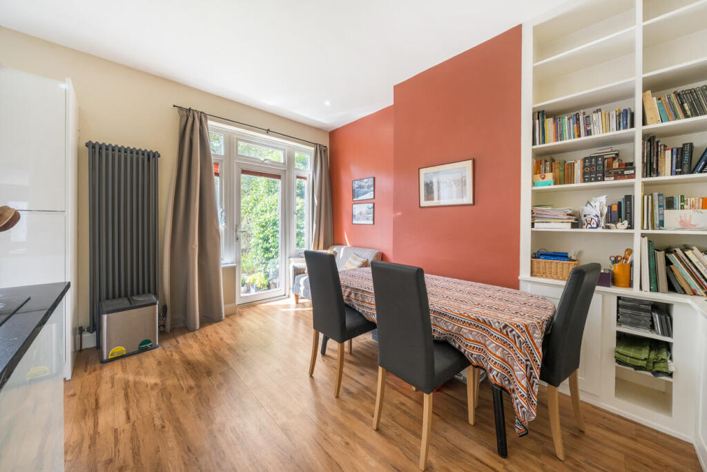 House in London, Blackheath Royal Standard, Kidbrooke - View 4