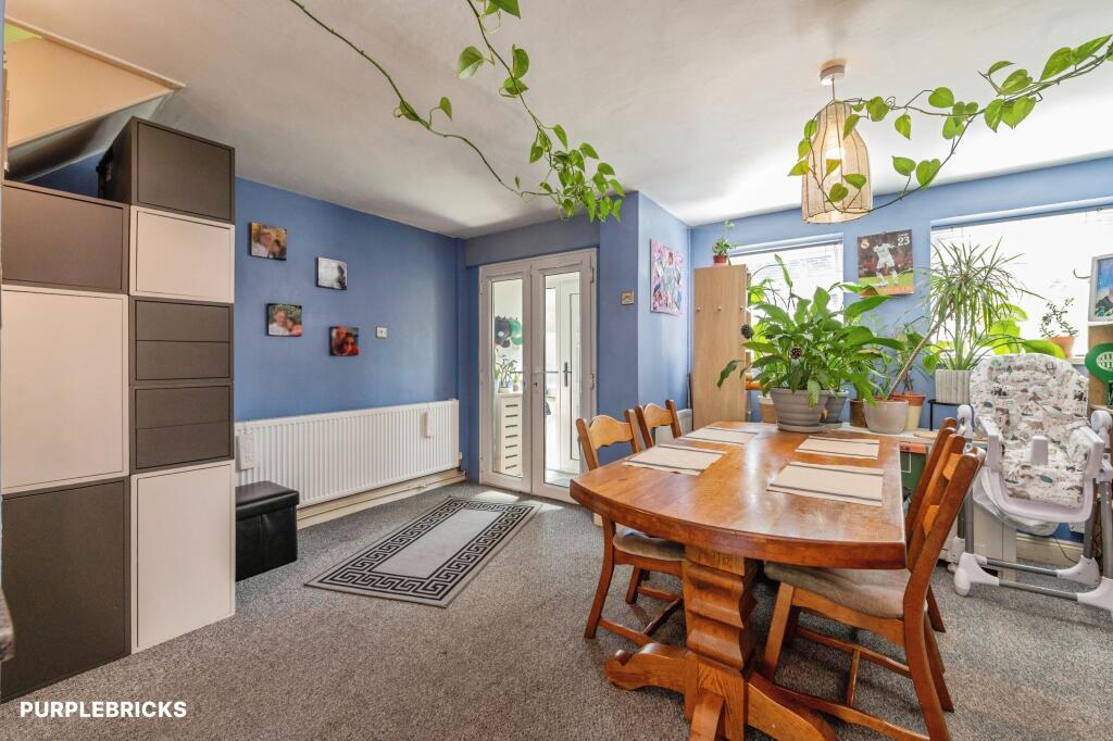 House in Basildon, Essex - View 5