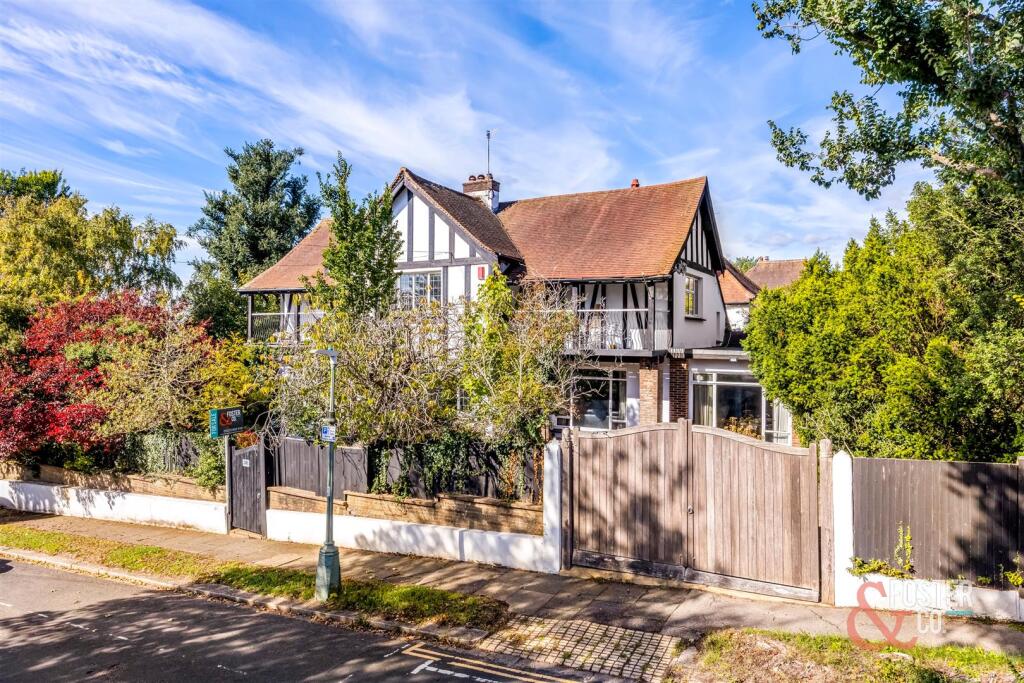 4-bed detached on Shirley Drive, Hove, £1,250,000