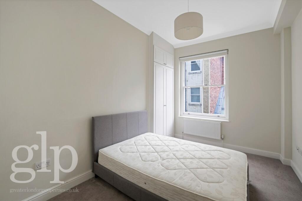 Apartment in London - View 5
