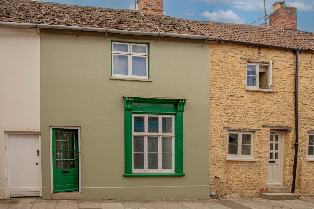 Main image of property: Gloucester Road, Malmesbury, SN16