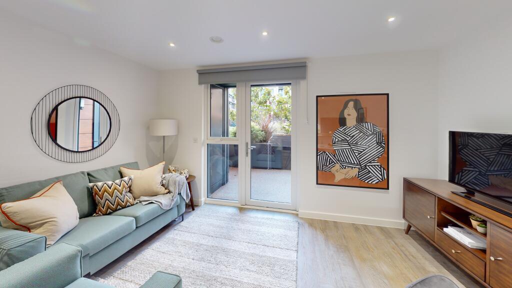 Main image of property: Queensway, Southampton, Hampshire, SO14