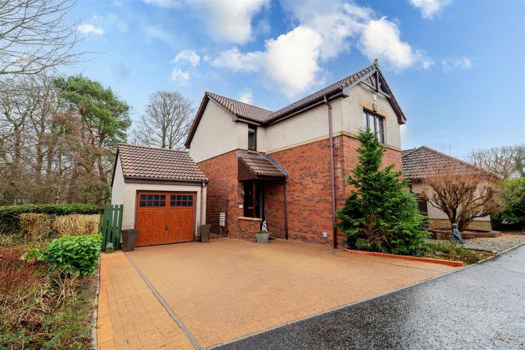 Main image of property: Calderglen Avenue, Blantyre, Glasgow