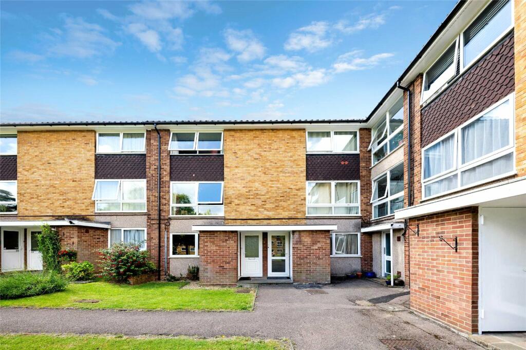 Main image of property: Basinghall Gardens, Sutton, Surrey, SM2