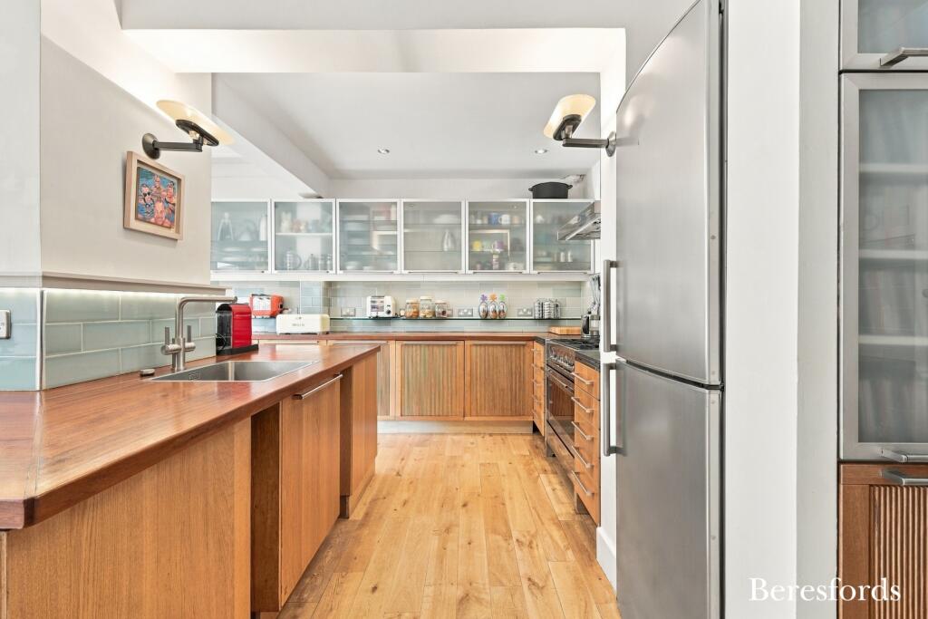 House in London - More