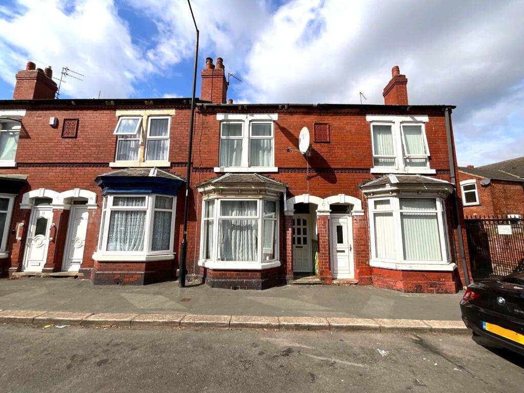 Main image of property: 15 Carlton Road, Wheatley, DN2