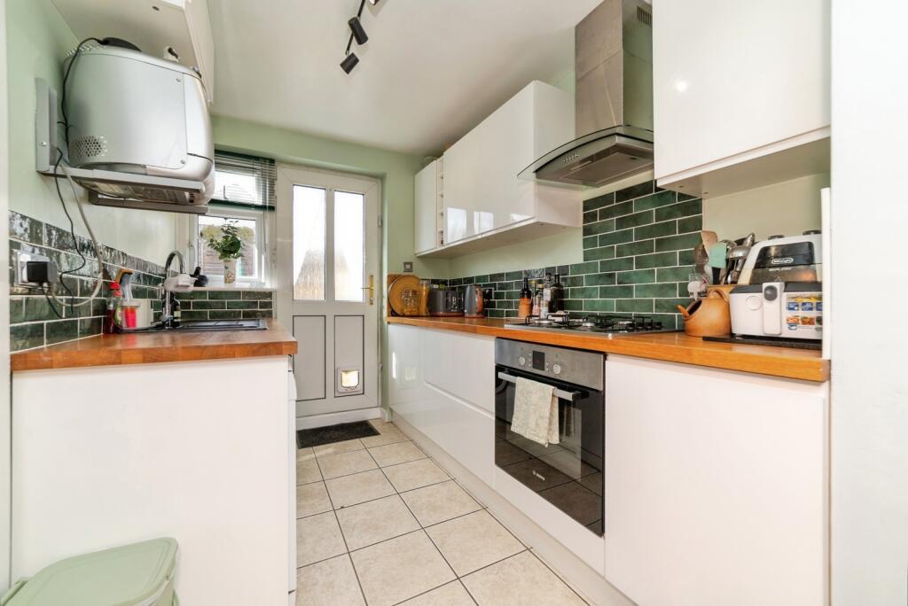 House in Arlesey - More