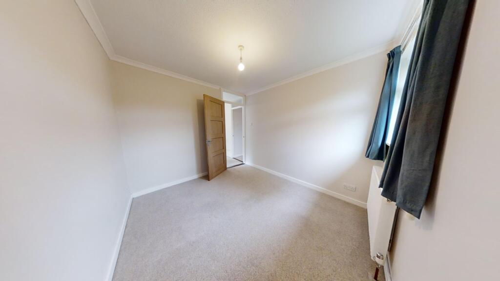 House in Redhill - More
