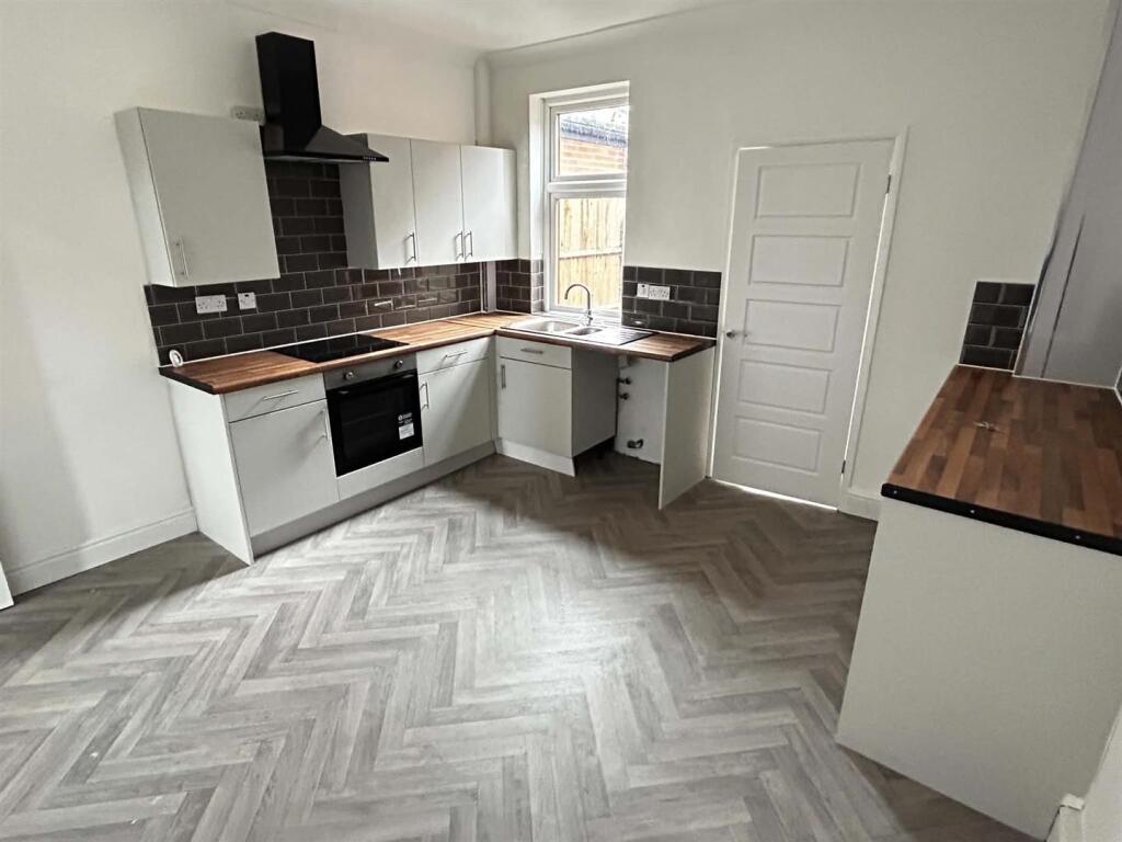 House in Sheffield - View 3